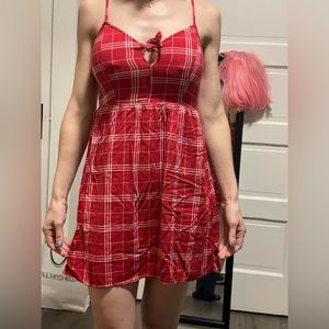 Short Cotton dress Fitted Narrow adjustable shoulder strap sweetheart neckline